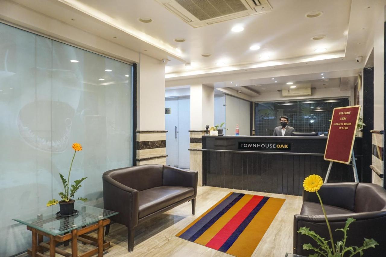 Super Townhouse Oak Sr Hotel Wakad Pune Exterior photo